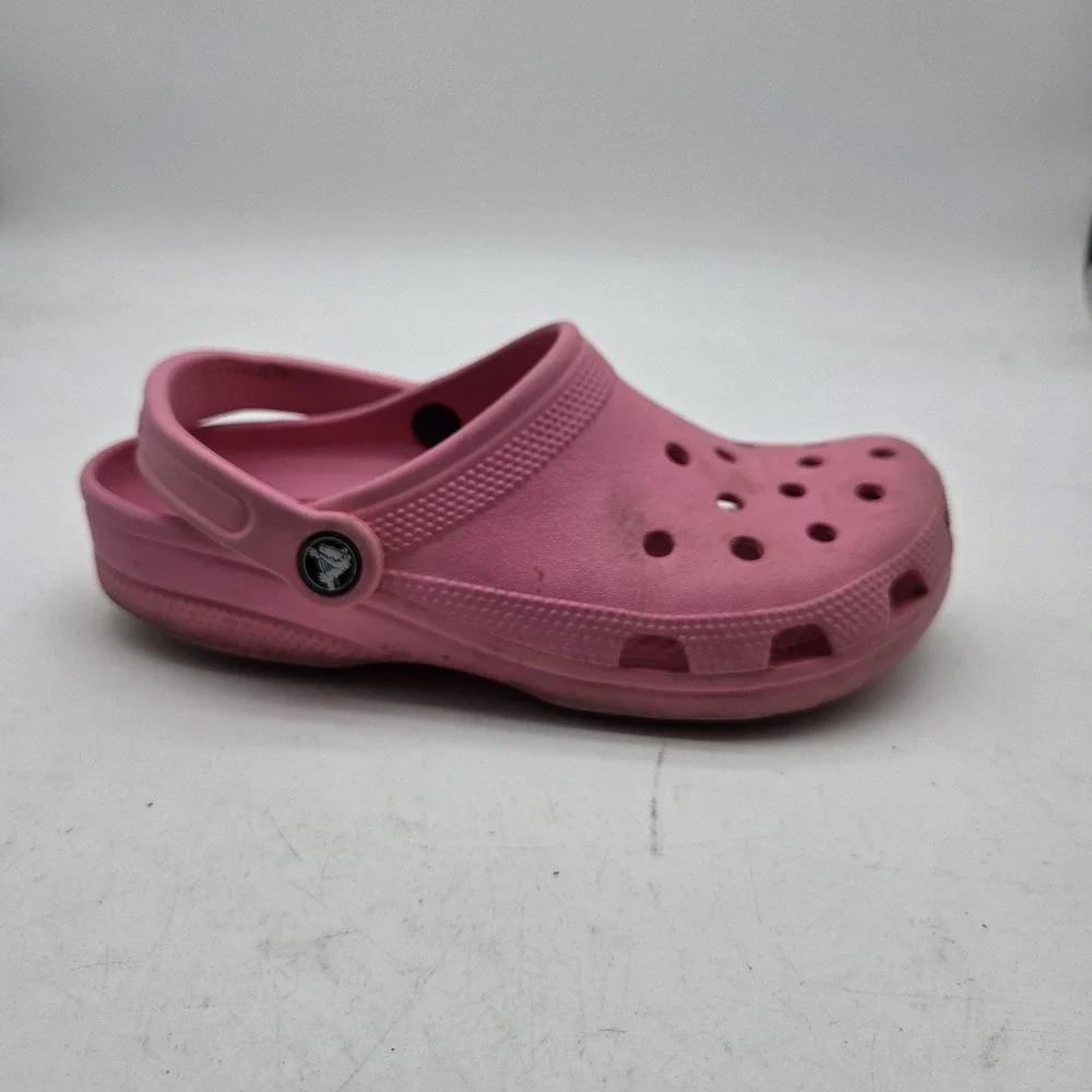 Crocs Shoes Kids Size 7 Pink Classic Clog Slip On Sandals Casual Rubber